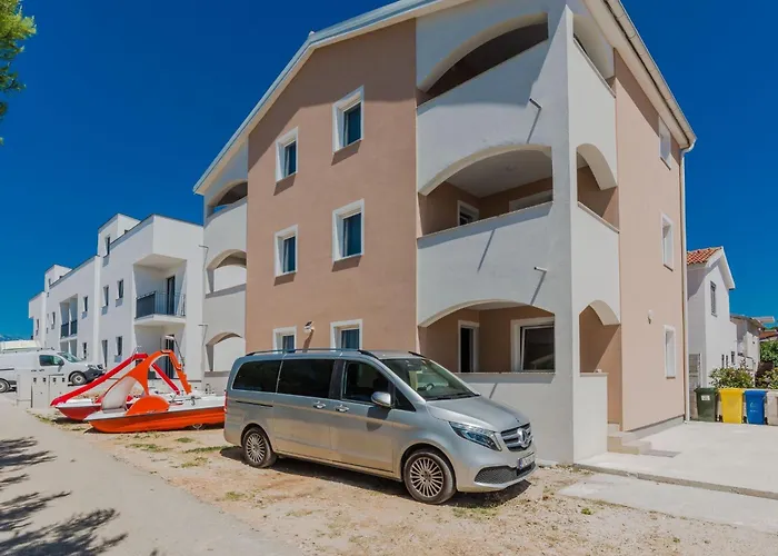 Budimir 4 By Interhome Lägenhet Vir