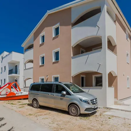 Budimir 4 By Interhome Apartman Vir